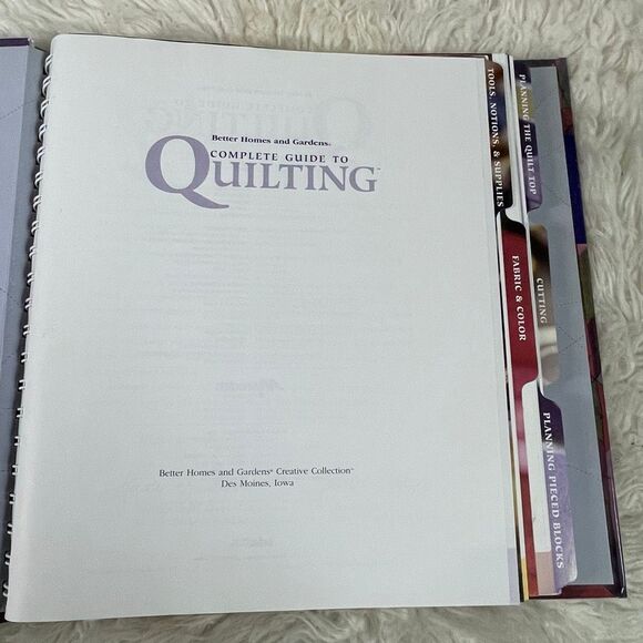 BETTER HOMES AND GARDENS Complete Guide To Quilting Hardback Book - Picture 5 of 8